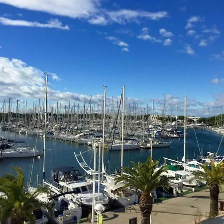 Grau Du Roi Avec Jardin